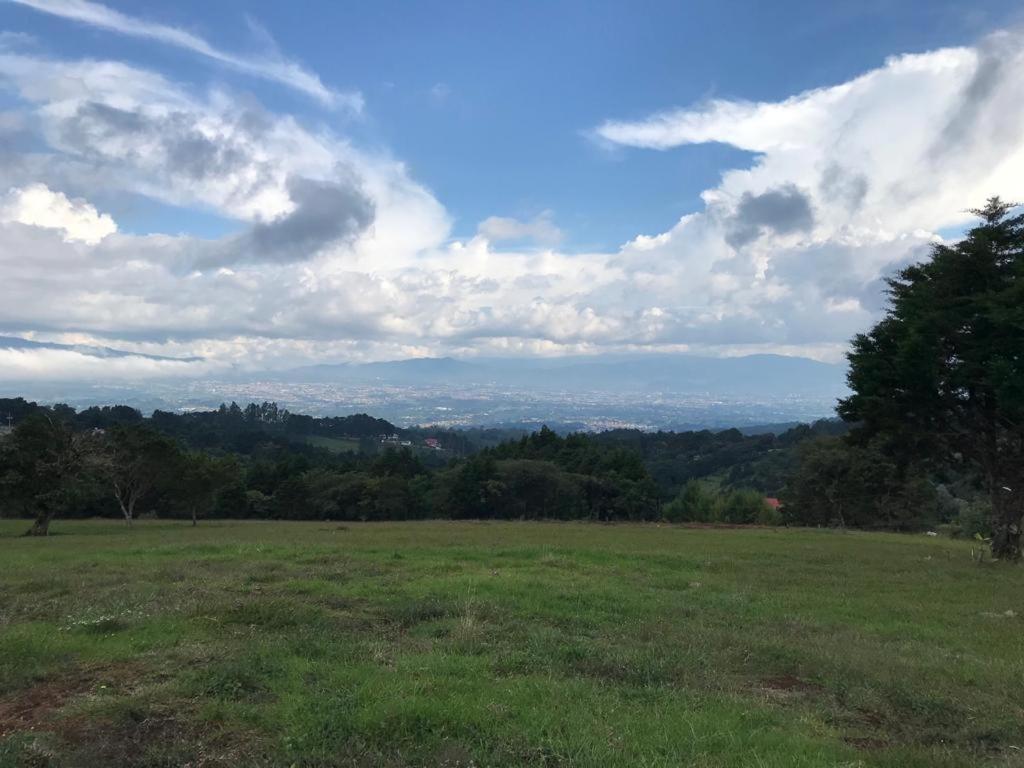Cabana Mountain View 埃雷迪亚 客房 照片